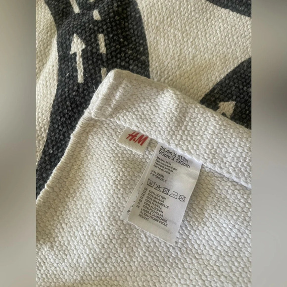 H&M Cotton Rug with Printed Motif - Picture 8 of 10
